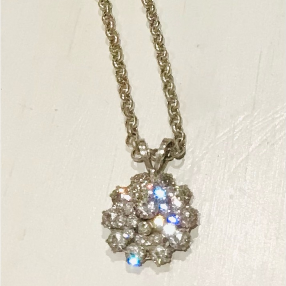 Vintage Crystal Flower Cluster Necklace Sparkly Pendant Dressy Festive